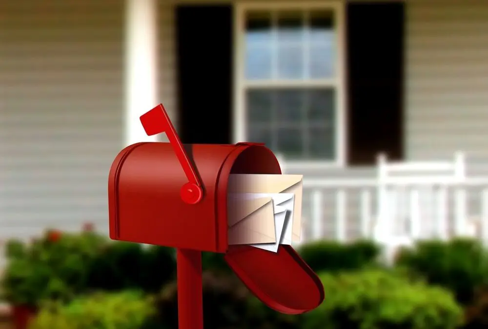 What to Expect When Working with a Direct Mail Consultant